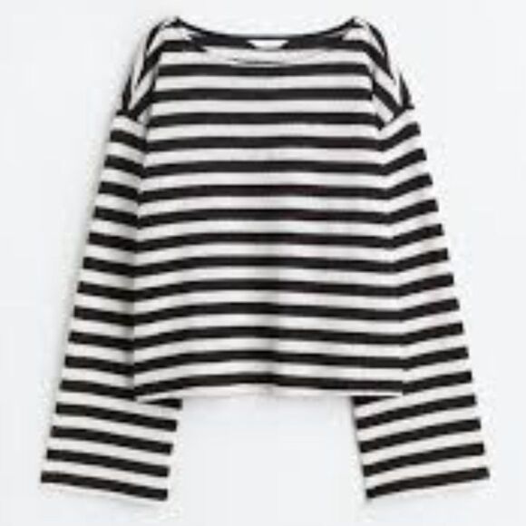 H&M Tops - H&M Women's Boxy bell White Black Striped Long Sleeve Sweater Size S
